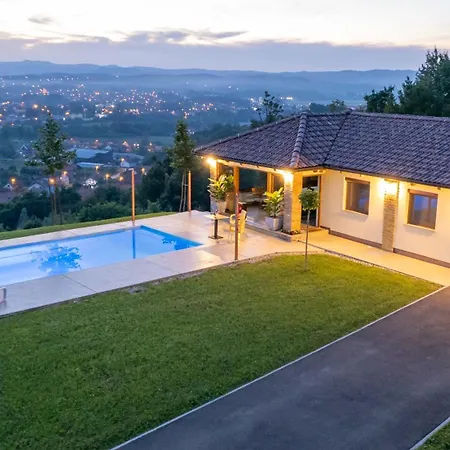 Villa Villa, Vikendica - Sunny Hill - Jacuzzi, Sauna Banja Luka