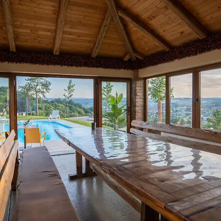 Villa, Vikendica - Sunny Hill - Jacuzzi, Sauna Banja Luka