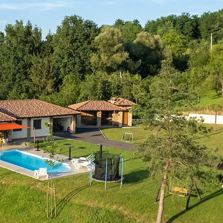 Villa, Vikendica - Sunny Hill - Jacuzzi, Sauna Vila *
