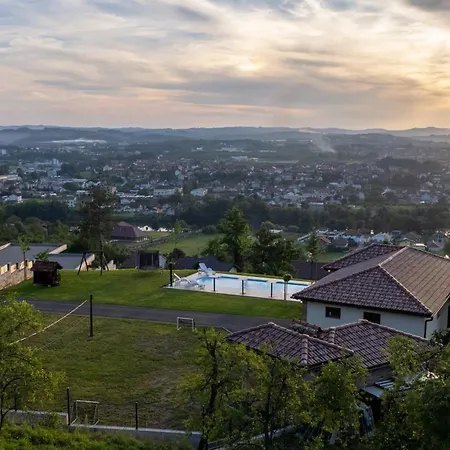 Villa, Vikendica - Sunny Hill - Jacuzzi, Sauna Banja Luka