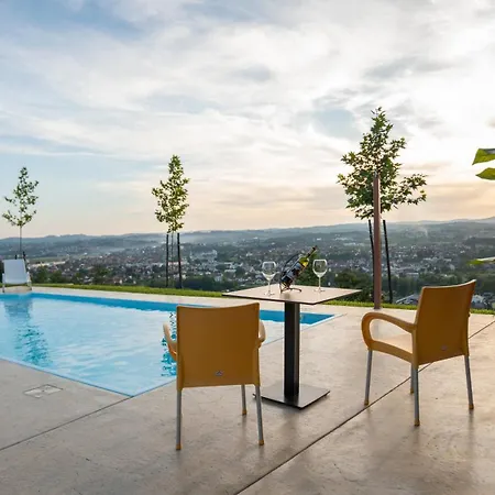 Villa, Vikendica - Sunny Hill - Jacuzzi, Sauna Villa