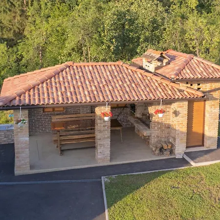 Villa, Vikendica - Sunny Hill - Jacuzzi, Sauna Banja Luka