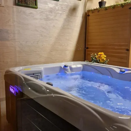 Villa Villa, Vikendica - Sunny Hill - Jacuzzi, Sauna